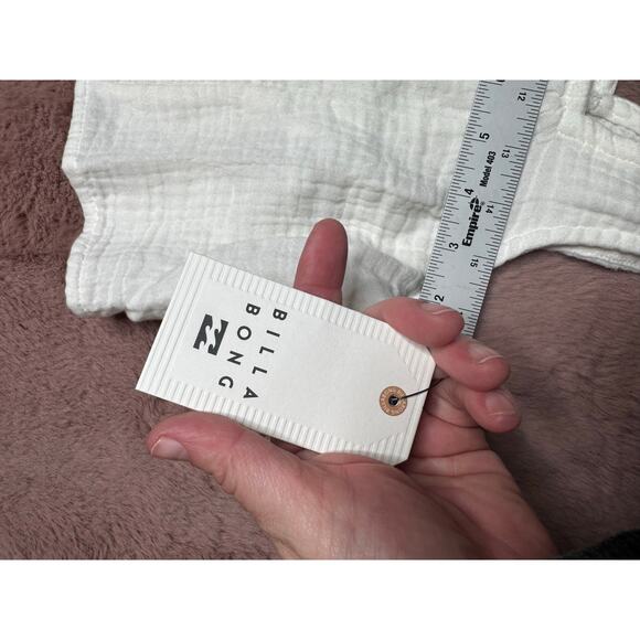 Billabong Open Skies Top Women’s M/10 White Linen Crop Tank NWT - Picture 5 of 8